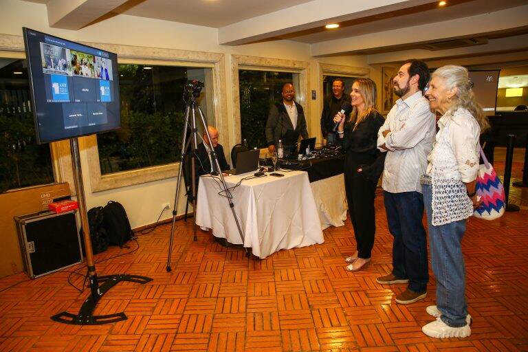 Votação recorde elege Vanessa Mateus como Presidente da AMB