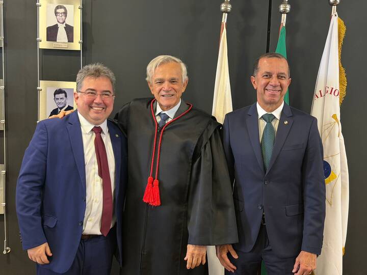 TRE-DF empossa nova diretoria do biênio 2026-2028