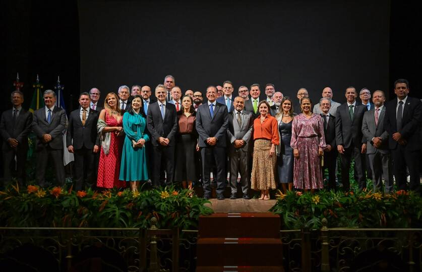 AMAGIS-DF participa da abertura do XXI Encontro do Consepre, com homenagens ao Ministro Mauro Campbell