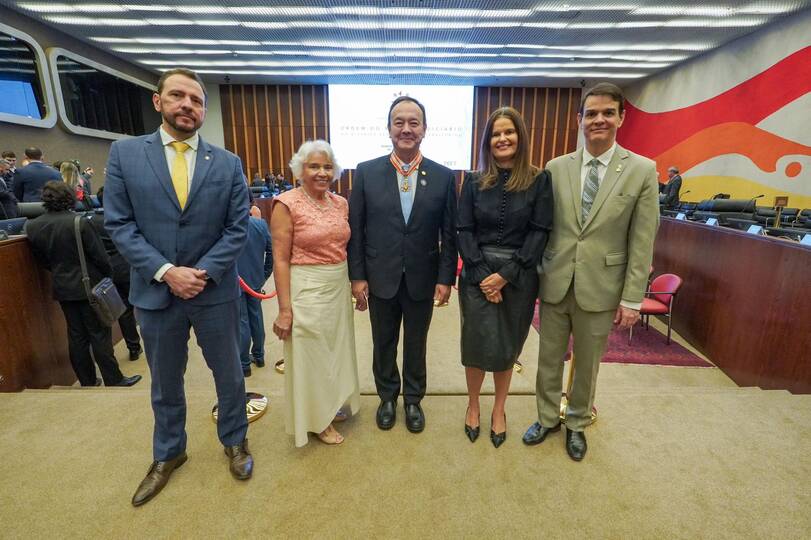 AMAGIS-DF acompanha entrega da Ordem do Mérito Judiciário do DF